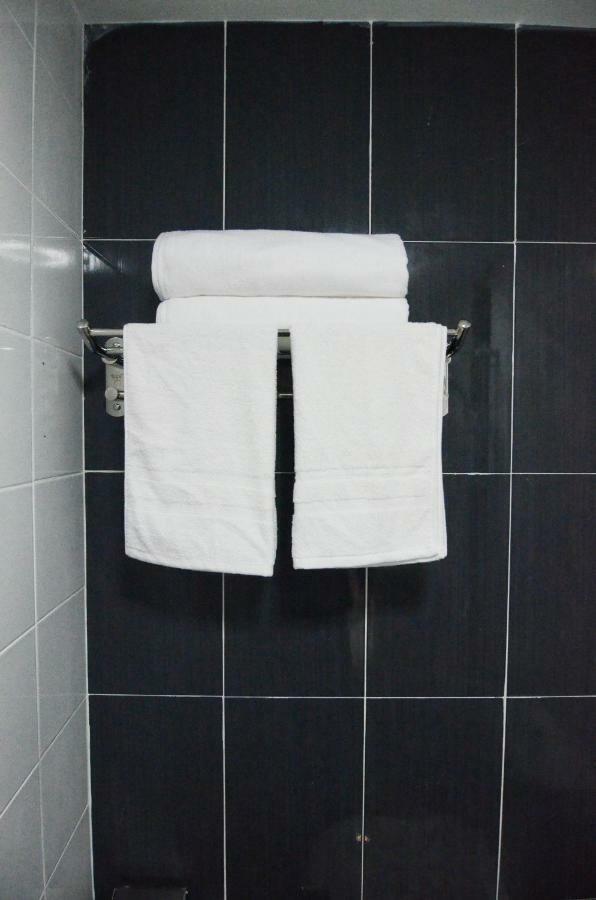 K Vila Hotel Sungai Petani Kültér fotó